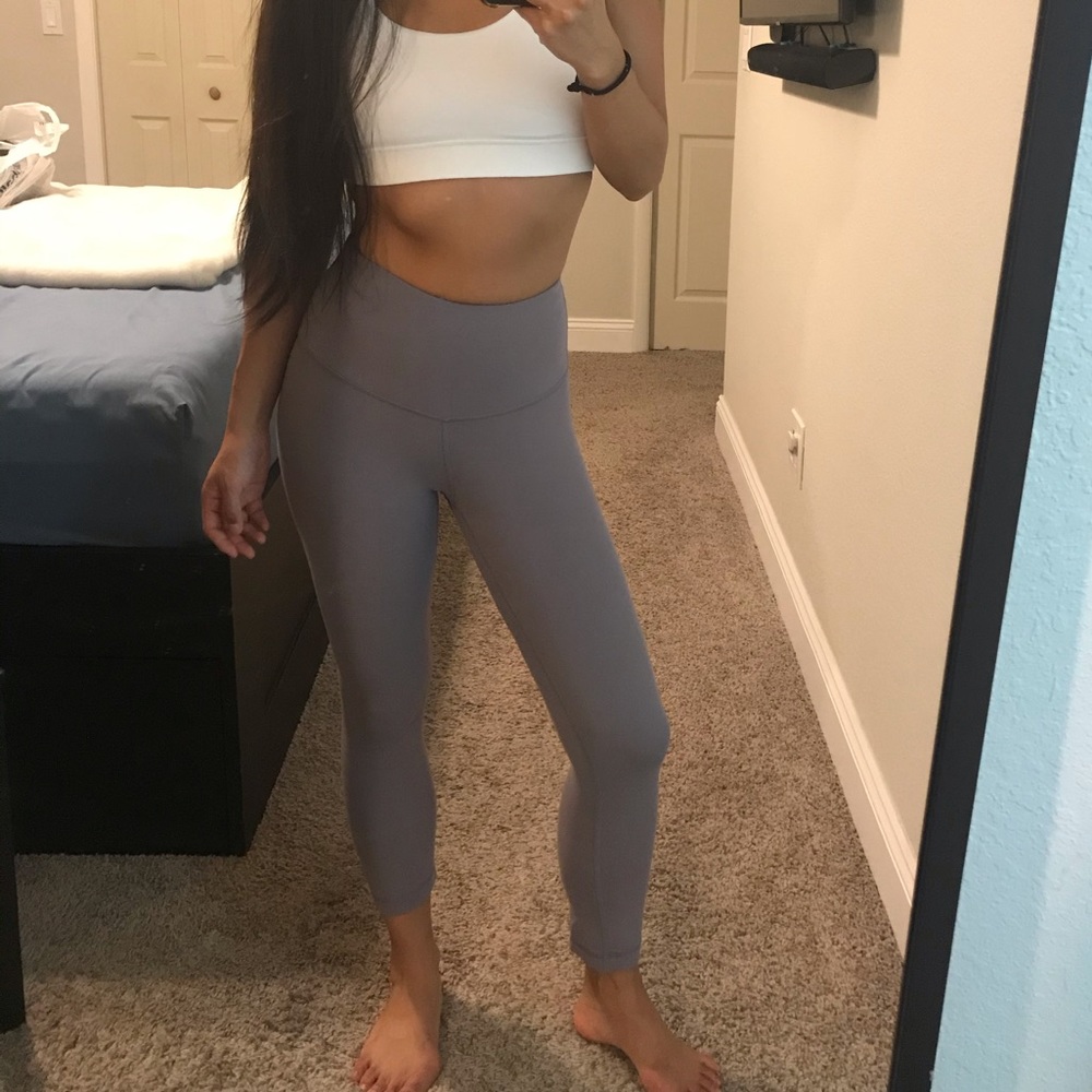 Lavender sport leggings / yoga pants